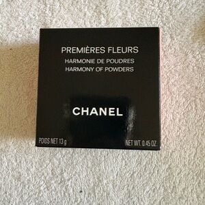CHANEL Premières Fleurs Harmony of Powders